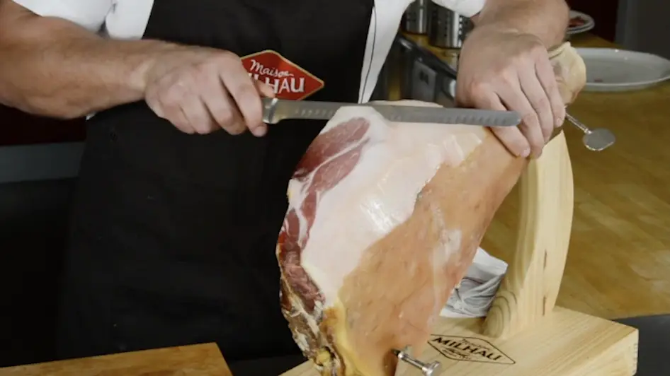 Comment découper un jambon à los maison milhau